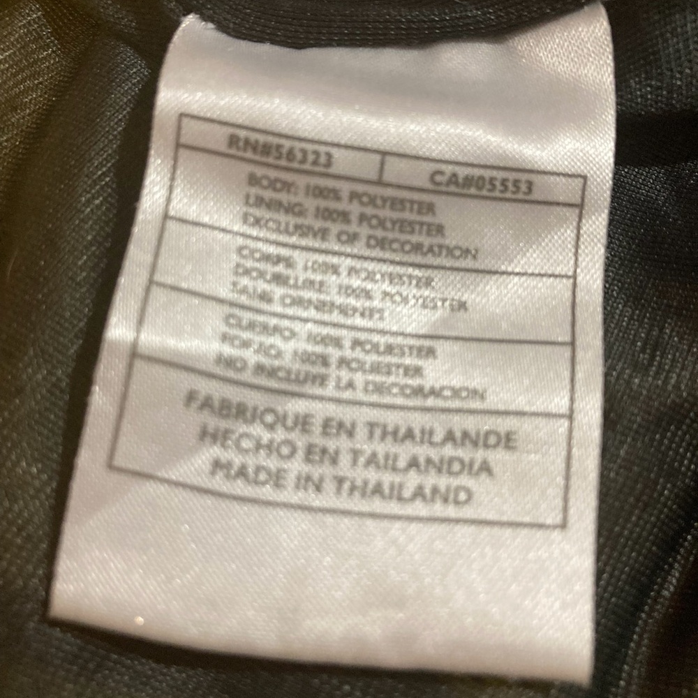 Boys Nike tank top. - Picture 5 of 5